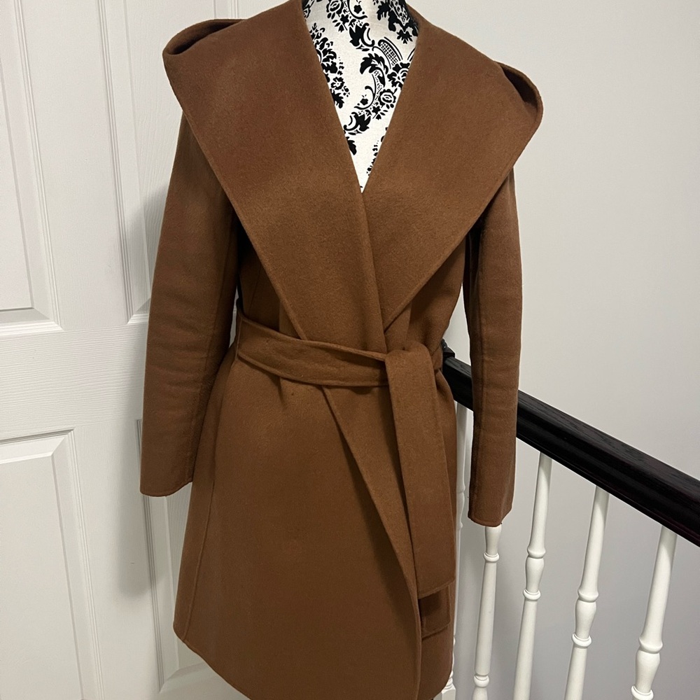 Lamarque Brown 3/4 Wool/polyester wrap coat with hood